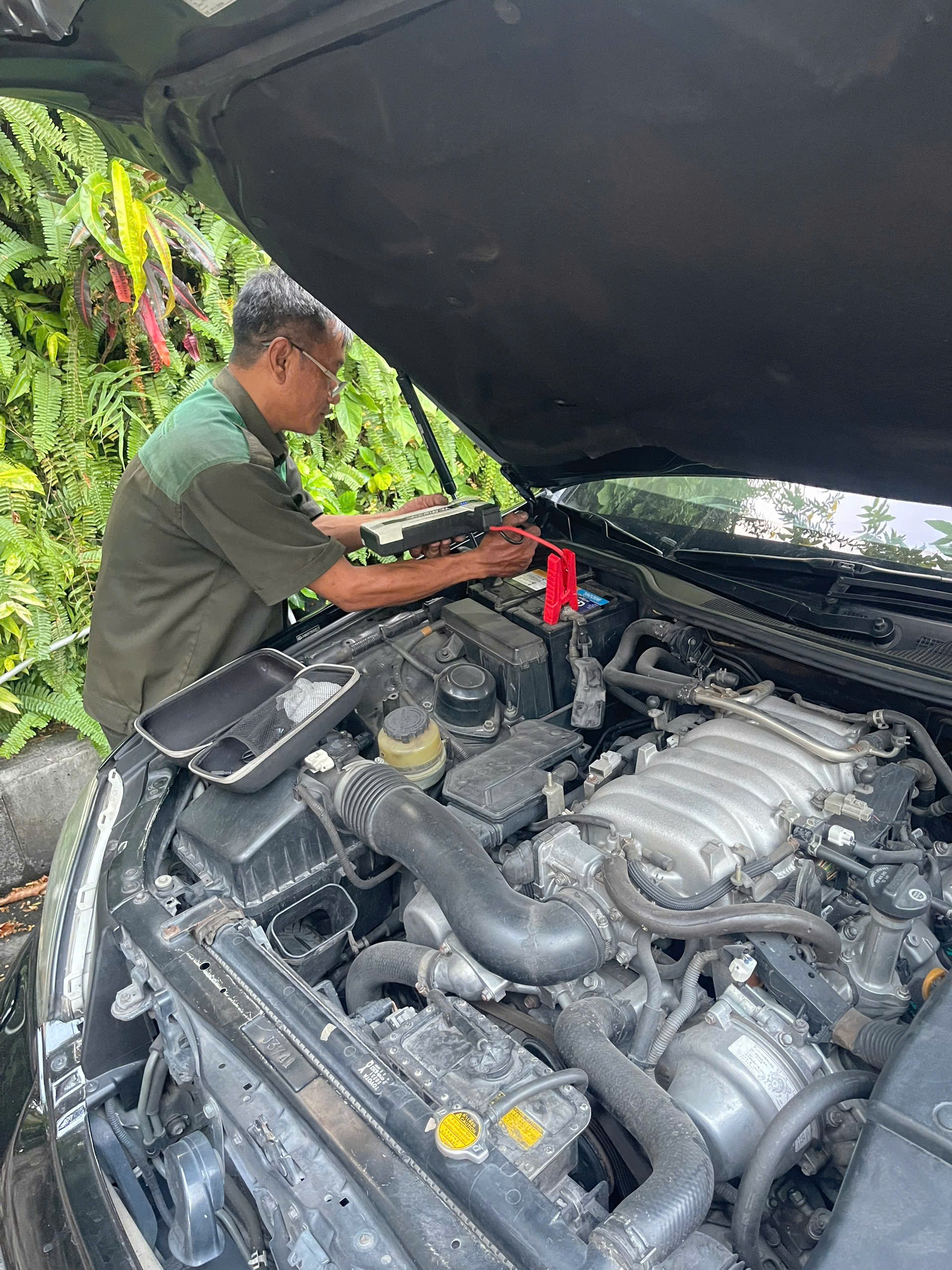 Kích Bình Xe Ô Tô Quận 3 Nhanh Chóng, Trực 24/7