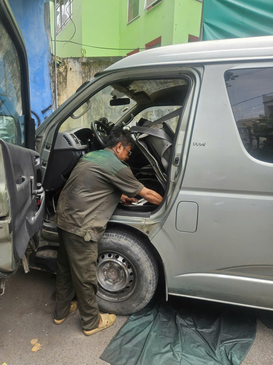 Kích Bình Xe Ô Tô Tân Bình - Gọi Là Có Tức Thì