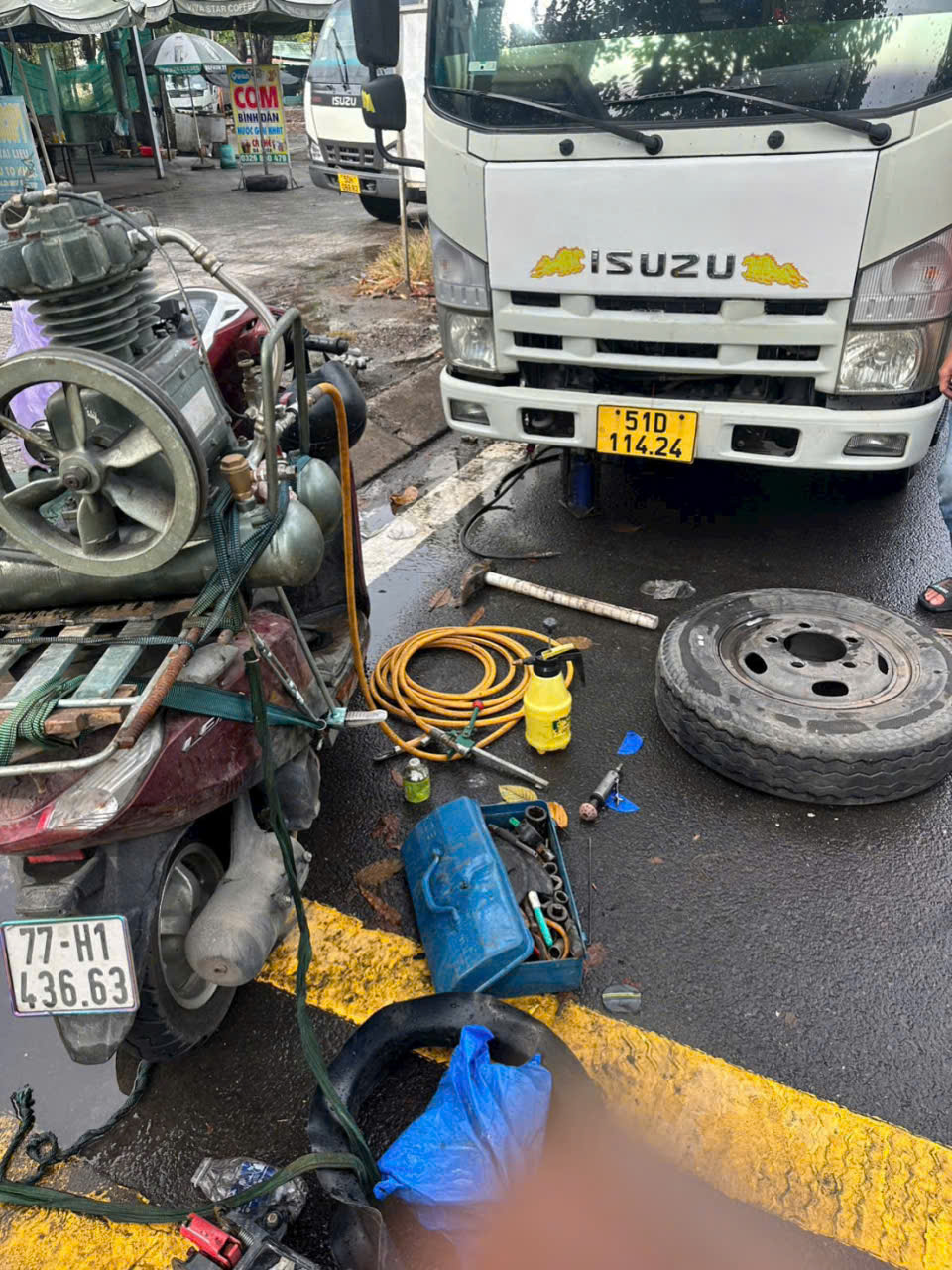 [GỌI LÀ ĐẾN] Vá Vỏ Xe Tải Quận 8 Nhanh Chóng