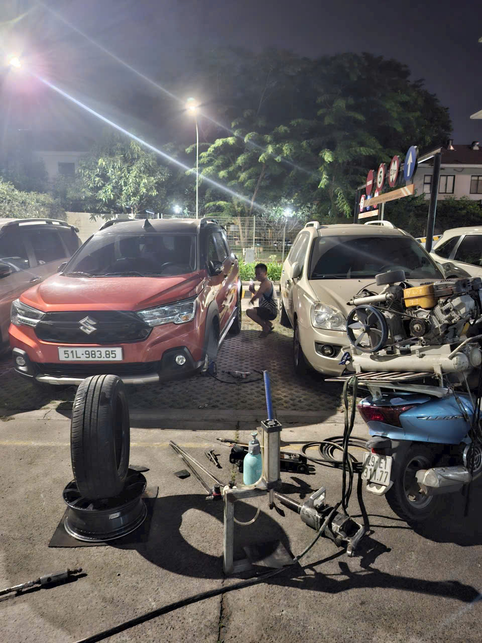 Vá Vỏ Xe Hơi Quận 1 Lưu Động 24/7 | Có mặt sau 10 phút