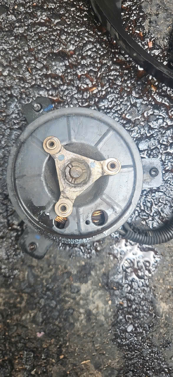 Cứu Hộ Xe Bị Xì Két Nước Chết Moto Quạt Nhiệt Quận 11 | 24/7